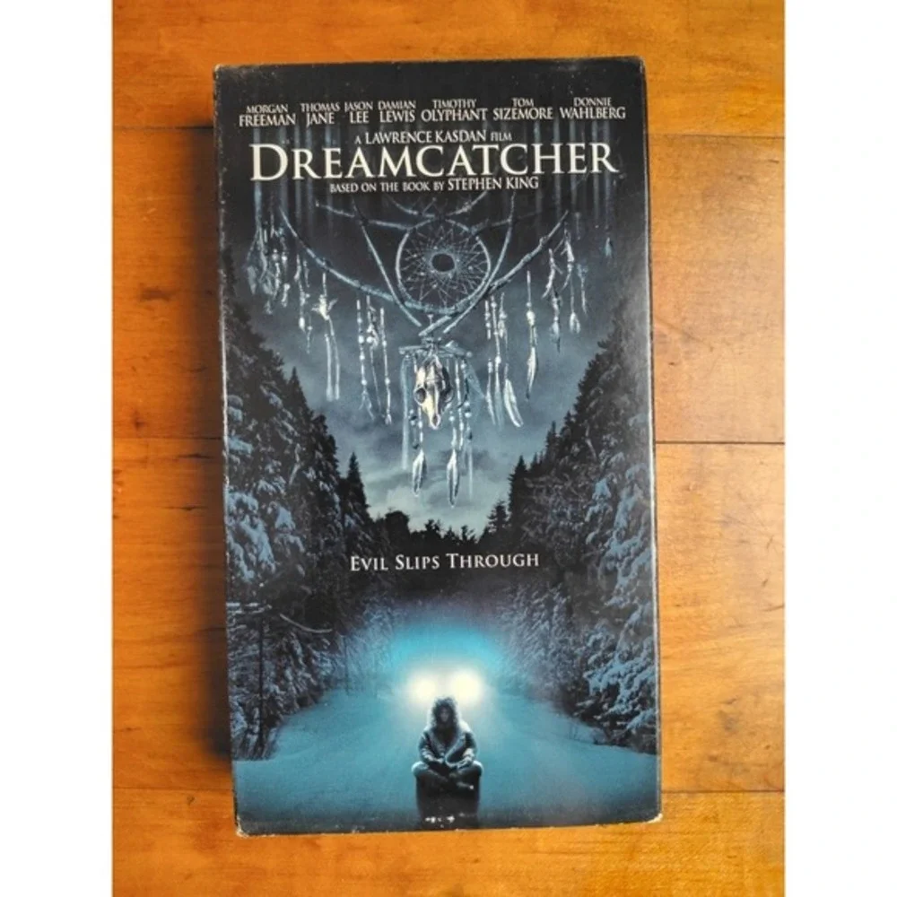 Dreamcatcher‎ (VHS, 2003, ) Stephen King Horror  Morgan Freeman  Fast Shipping